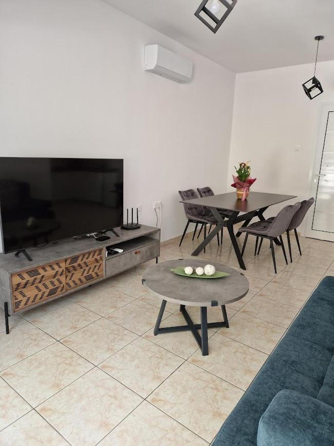 Laertis Apartments - By Imh Travel & Tours Pafos Dış mekan fotoğraf